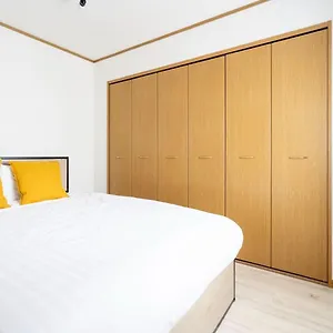 Apartment House Honkan Osaka