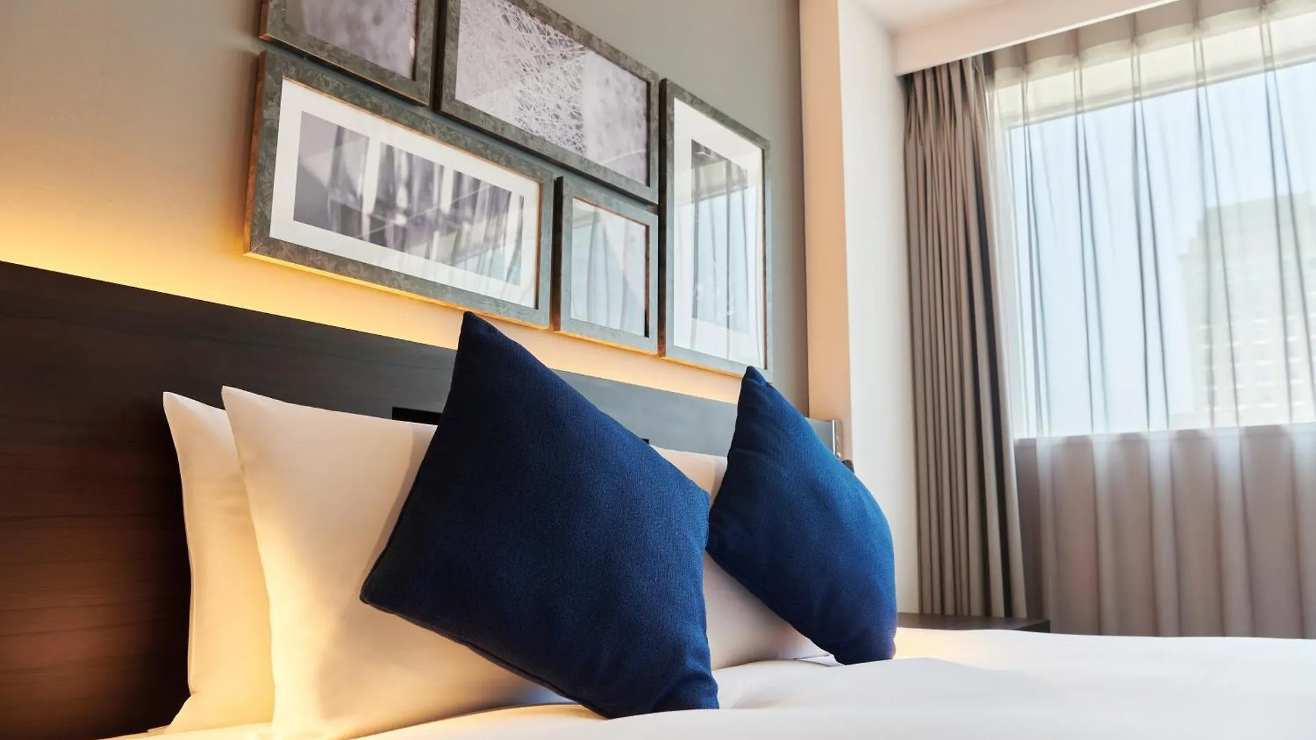 Cross Hotel Sapporo 4*,