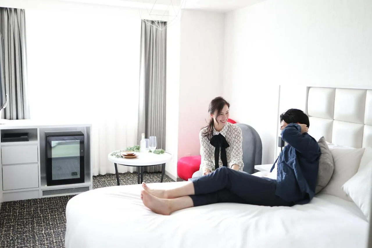 Cross Hotel Sapporo